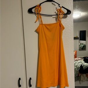 Forever 21 sun dress. Kint dress mary gold. Never worn